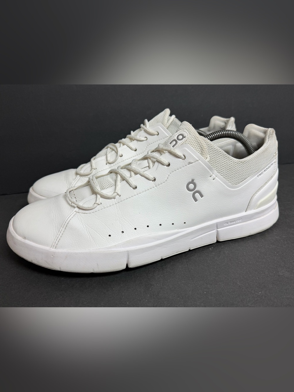 On The Roger Advantage Men’s 12 Tennis Shoes Sneakers Comfort White 48.99456